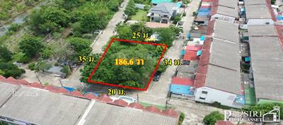 ที่ สวยปลูกบ้าน/โกดัง ขนาดเล็ก 186.6 วา สะดวก ติดถนน 3 ด้าน ในซอยค่าย กำแพงเพชร ใกล้เศรษฐกิจ และ พุทธสาคร