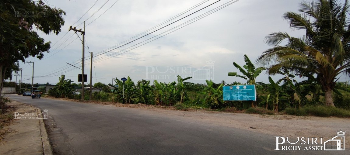 ที่สร้างโรงงานสวยเกือบ 11 ไร่ หน้ากว้าง 225 เมตร สาธารณูปโภคครบ ใกล้ อบต.ดอนไก่ดี เดินทางสะดวกบนถนนสายใยรักเพียง 1.4 กม.  KK4018S