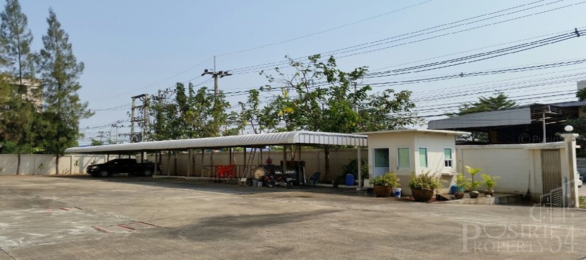 ที่ดินอุตสาหกรรม สีม่วงแท้  พร้อมคลังสินค้า สำนักงาน บนที่ดิน 13 ไร่เศษ ใกล้ถนนเศรษฐกิจไม่ถึง 1 กิโล ถนนกว้างตลอดทาง  KK1712S