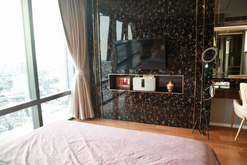 MBB151 ขายห้องหรู คอนโด เดอะ แบงค็อค สาทร The Bangkok Sathorn ระดับ Ultimate Luxury ใกล้ BTS สุรศักดิ์ 50 เมตร