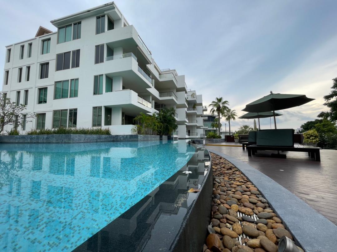 ให้เช่าคอนโด โครงการเดอะแซงชัวรี วงศ์อมาตย์ พัทยา ห้อง Duplex วงศ์อมาตย์ พัทยา Beachfront Duplex room