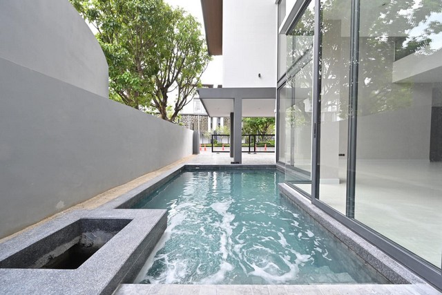 ขายบ้านเดี่ยว Luxury Pool Villa 3.5 ชั้นหลังมุม ARTALE อโศก-พระราม 9 พร้อมพร้อมลิฟต์ และสระว่ายน้ำส่วนตัว บ้านใหม่ ไม่เคยเข้าอยู่