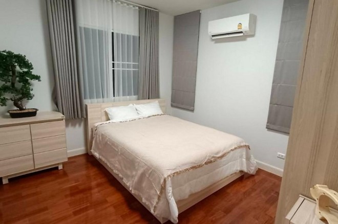 ให้เช่าบ้านเดี่ยว 2 ชั้น  บ้านบลูลากูล บางนา  เนื้อที่ 80 ตรว มี 4 นอน 5 น้ำ fully furnished ใกล้ ม.ราม2  เมกาบางนา 