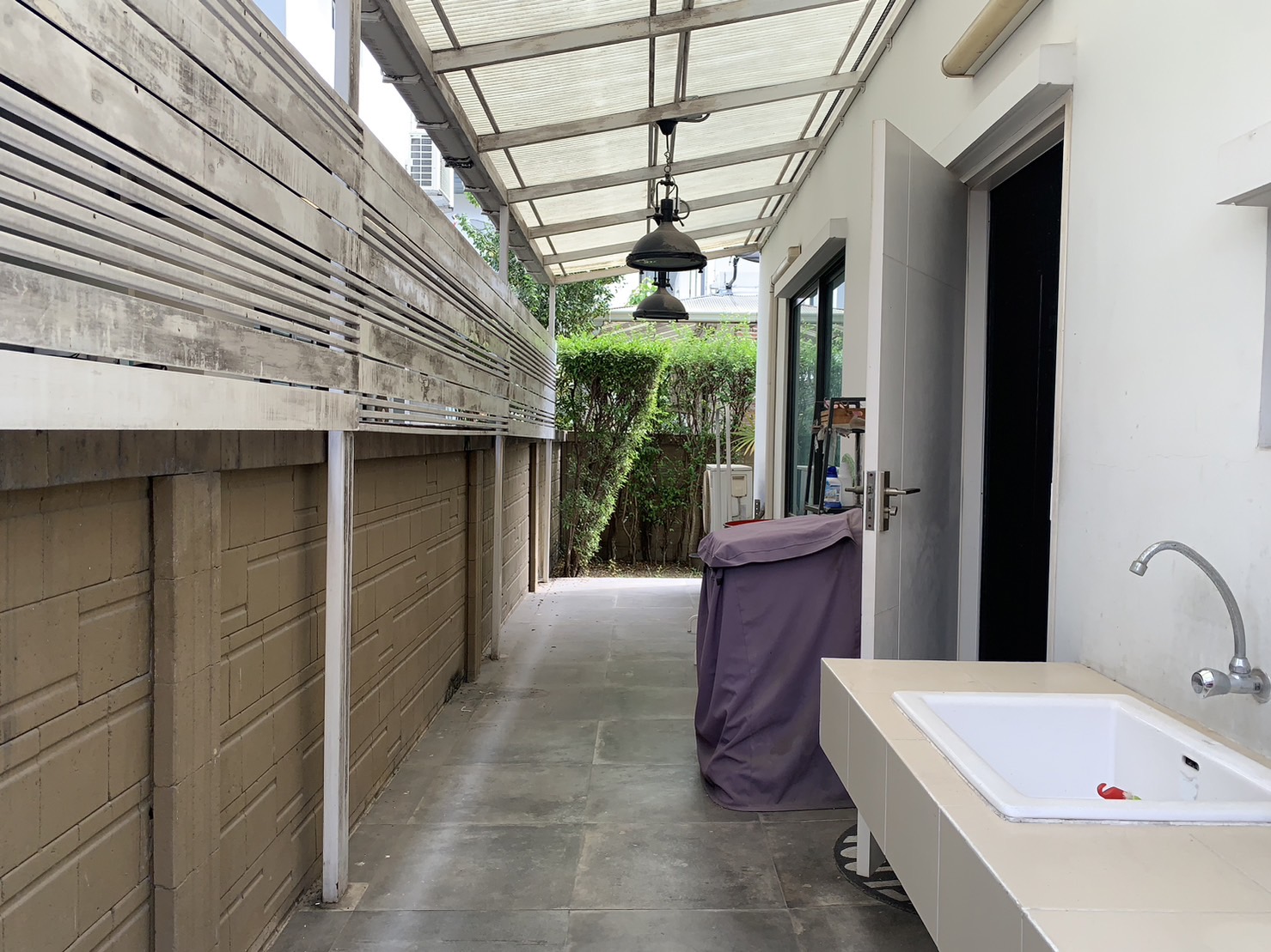 ขายด่วน บ้าน - 3 ห้องนอน 3 Bathroom พ.ท. 56 Square Wah 0 Ngan 0 RAI 8900000 - ใกล้ เมืองทองธานี สภาพเยี่ยม