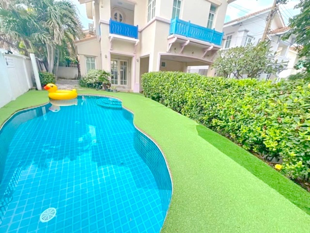 ให้เช่า Pool Villa หาดจอมเทียน 500 ม. ในพัทยา เฟอร์นิเจอร์ครบ 120ตรว 3อน  บ้านเดี่ยว2ชั้น 3น้ำ 3จอดรถ 4แอร์