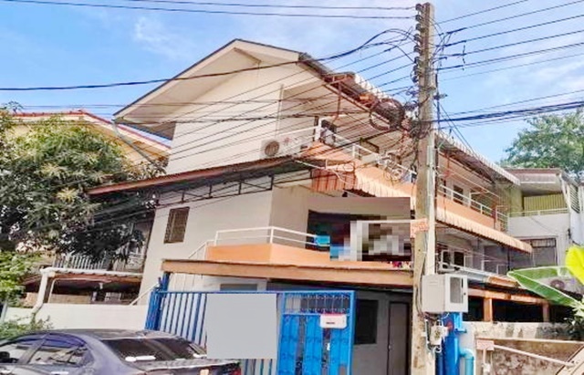 ย่านลาดพร้าว ตลาดโต้รุ่งโชคชัย ขายหอพัก-อพาร์ทเม้นท์ 3ชั้น 49ตรว. 440ตรม. 15นอน 15น้ำ 3จอดรถ 6แอร์ เซ็นทรัลอีสต์วิลล์ 