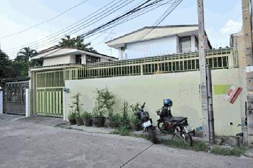 ให้เช่าบ้านเดี่ยว 2 ชั้น ห่างสถานีรถไฟใต้ดินห้วยขวางเพียง 2 กม.กว่า