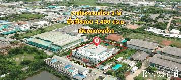 โรงงานพื้นอีพ็อกซี่ใหญ่เกือบ 3 ไร่ พื้นที่ใช้สอยกว่า 4,400 ตร.ม. พร้อมออฟฟิศ+ห้องพักคนงาน และพื้นที่ด้านหลังที่สามารถต่อเติมได้ ใกล้คลองสี่วา 500 ม.