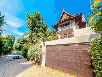 ขายด่วนบ้านดาราวดี พูลวิลล่า พัทยาใกล้หาดนาจอมเทียน ใกล้ทะเล 50 เมตร บรรกาศร่มรื่นย์