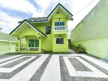 บ้านเดี่ยวสวยหรู พร้อมอยู่ ใกล้เดอะมอลล์บางกะปิ และสถานีรถไฟฟ้าลาดพร้าว 101 ลัดออกเลียบด่วนและเกษตรนวมินทร์ได้ (เจ้าของขายเอง)